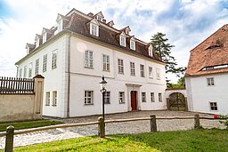 Außenansicht vom Zinzendorfschloss